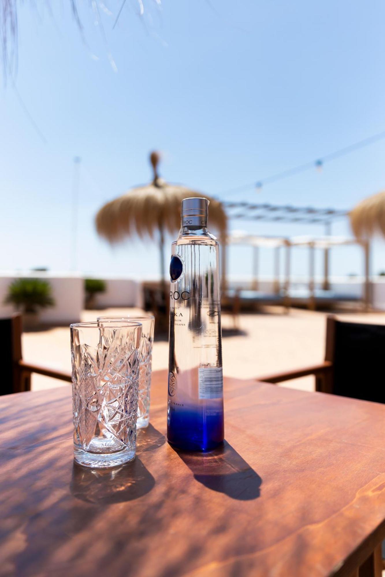 Hostal Cala Llombards Kültér fotó