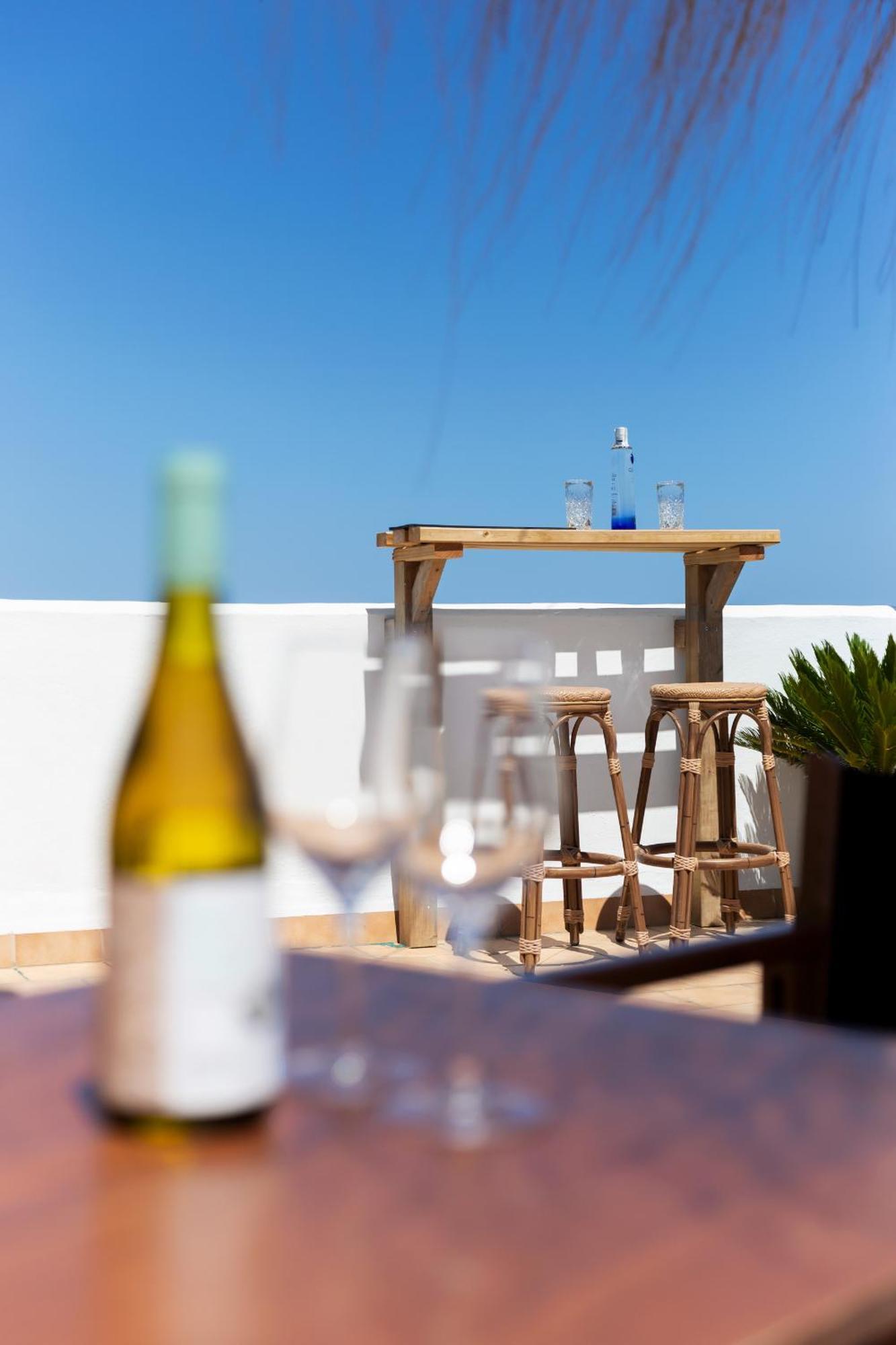 Hostal Cala Llombards Kültér fotó