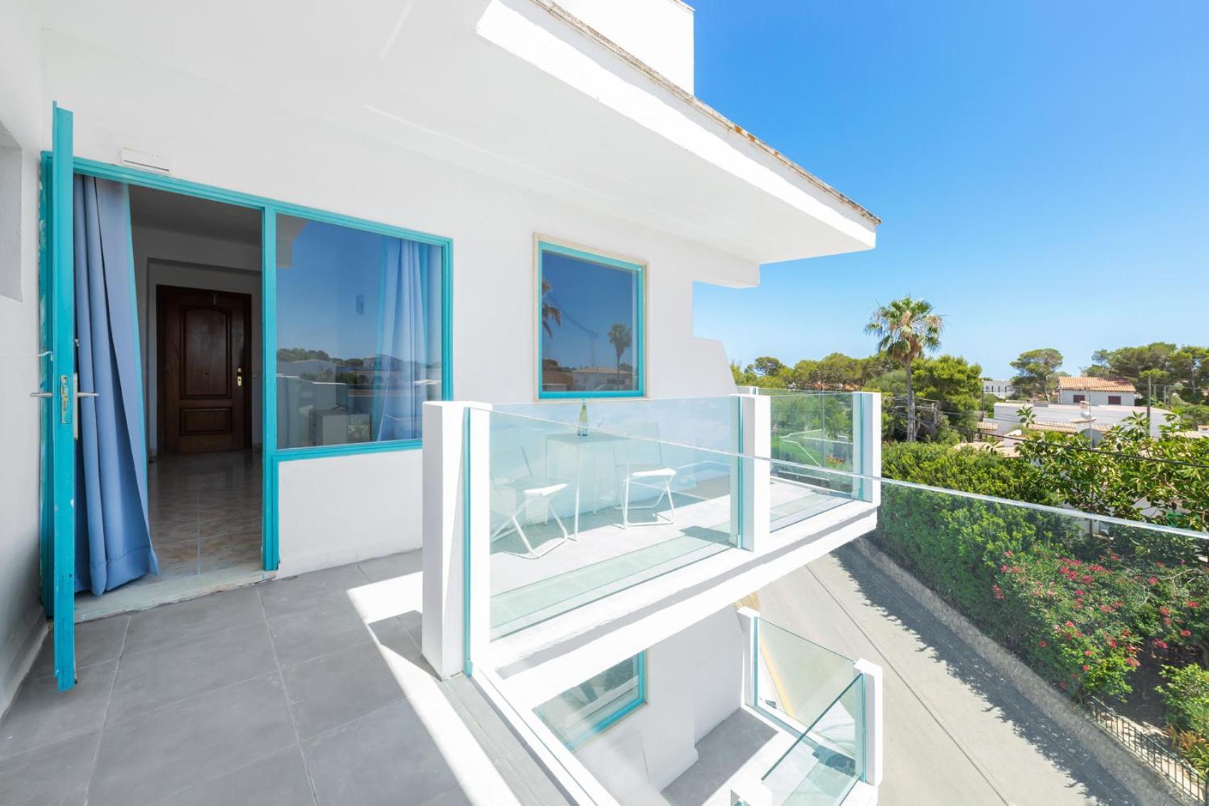 Hostal Cala Llombards Kültér fotó